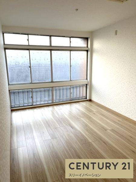 南恩加島３丁目貸家（連棟端）