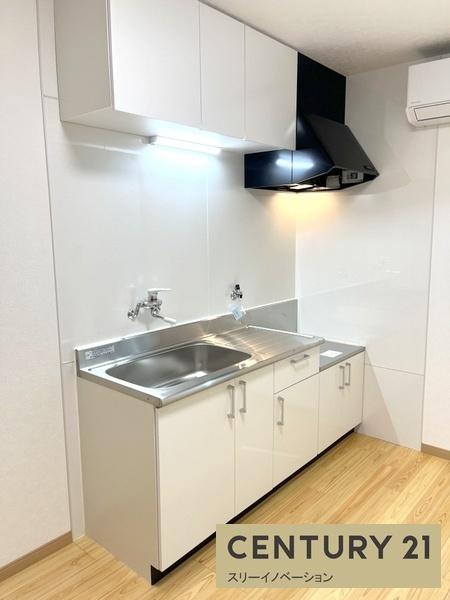 南恩加島３丁目貸家（連棟端）