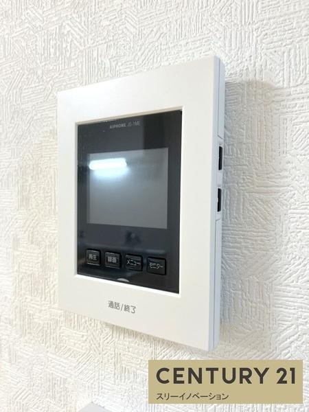 南恩加島３丁目貸家（連棟端）