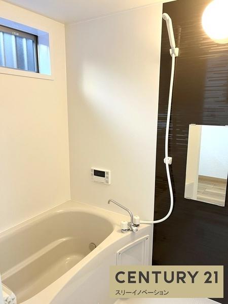 南恩加島３丁目貸家（連棟端）