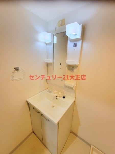 スリースター泉尾