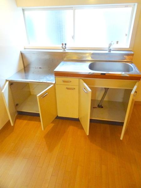 コーポスエヒロ