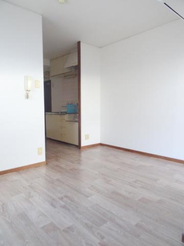 コーポエスワイ