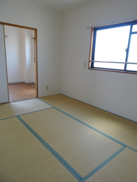 プロニティ江川