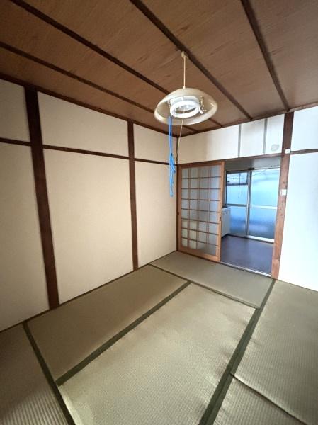 大阪市大正区三軒家西２丁目のテラスハウス