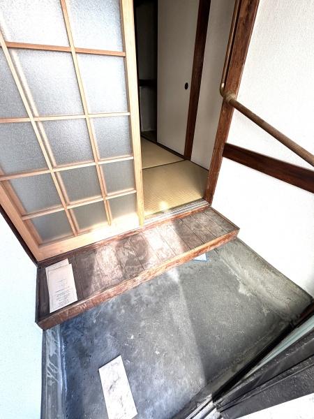 大阪市大正区三軒家西２丁目のテラスハウス