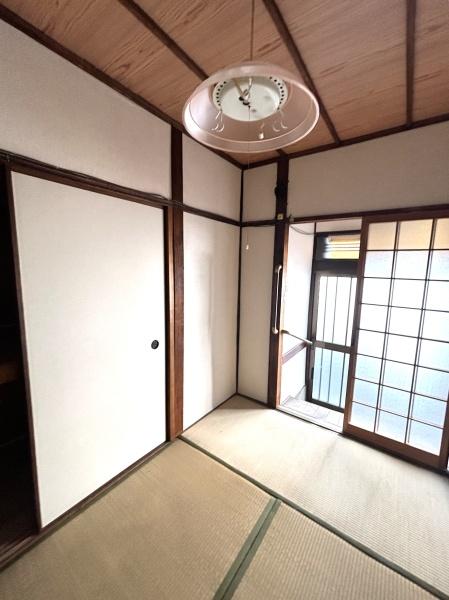 大阪市大正区三軒家西２丁目のテラスハウス