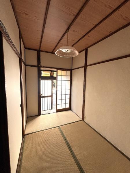 大阪市大正区三軒家西２丁目のテラスハウス