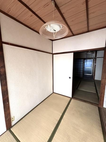 大阪市大正区三軒家西２丁目のテラスハウス