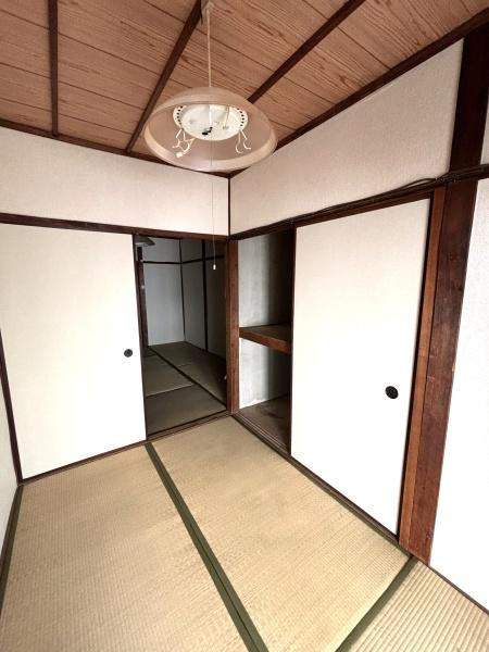 大阪市大正区三軒家西２丁目のテラスハウス