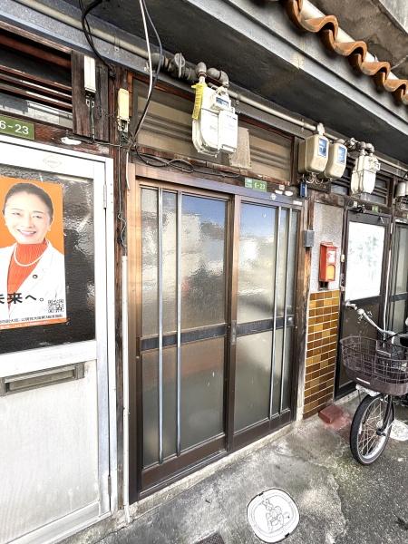 大阪市大正区三軒家西２丁目のテラスハウス