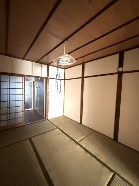 大阪市大正区三軒家西２丁目のテラスハウス