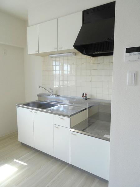 ヴィラスリースター鶴浜