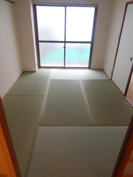 プレアール三軒家東