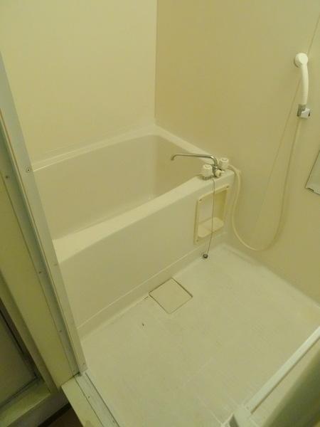 プレアール三軒家東