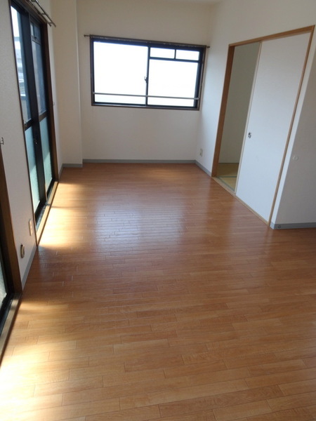 プロニティ江川