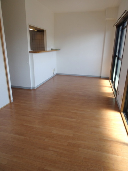 プロニティ江川