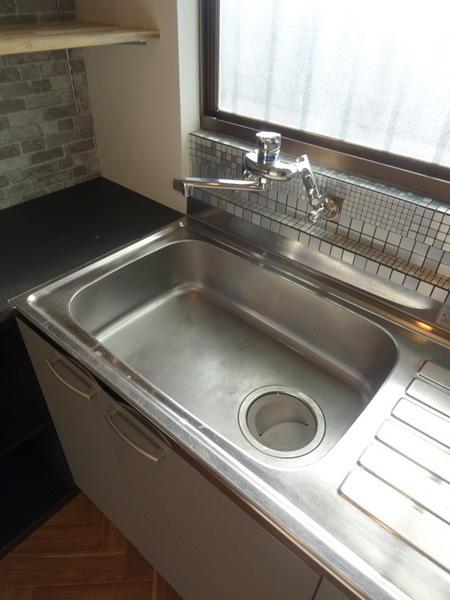 南恩加島6丁目貸家