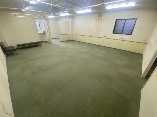 鶴町4丁目店舗