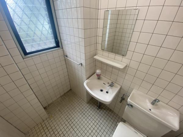 鶴町4丁目店舗