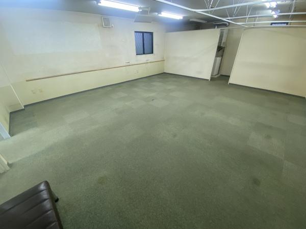 鶴町4丁目店舗