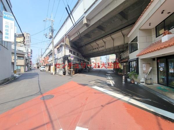 ルートトラストビル