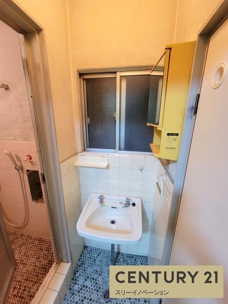 三軒家東1丁目ビル