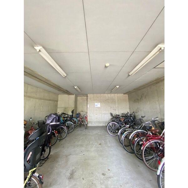 フェルザ住之江公園(旧:住之江フタバビル)