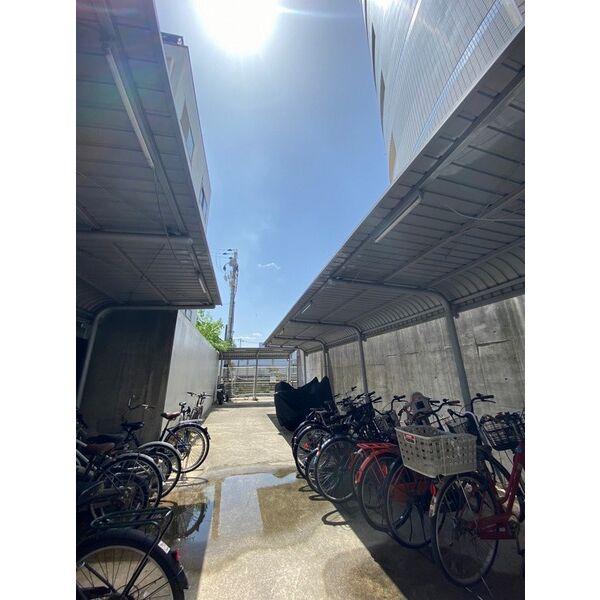 フェルザ住之江公園(旧:住之江フタバビル)