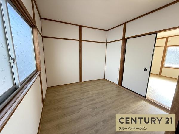 三軒家西2丁目連棟住居