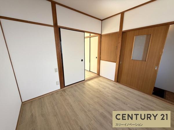 三軒家西2丁目連棟住居