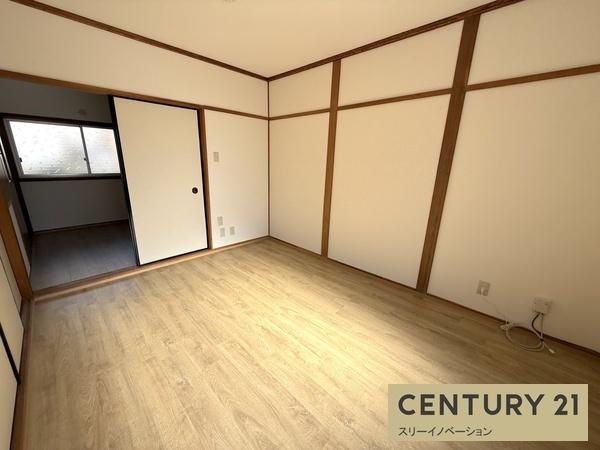 三軒家西2丁目連棟住居