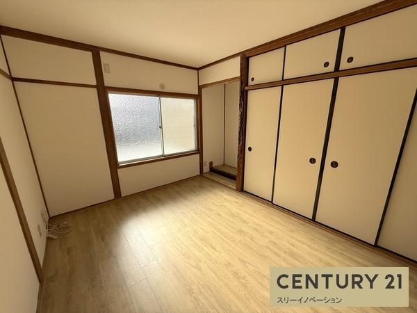 三軒家西2丁目連棟住居