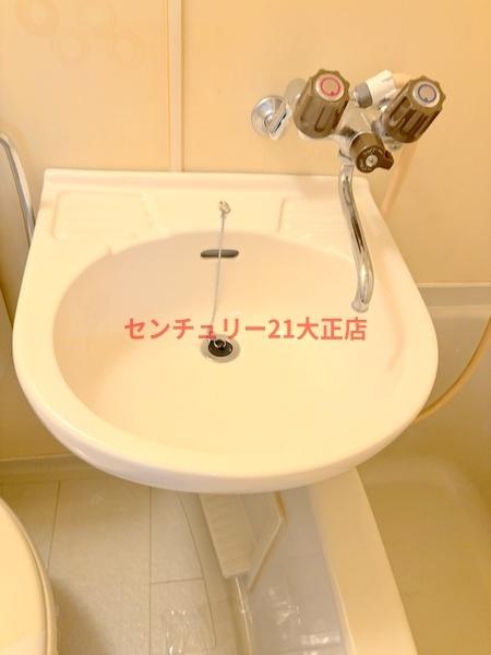 大阪市港区南市岡３丁目のマンション