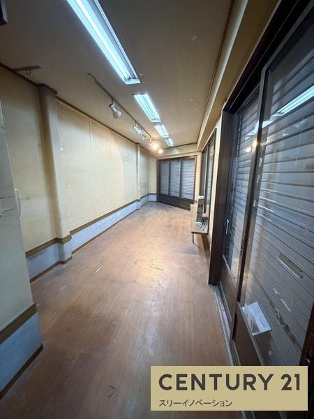 泉尾2丁目店舗付き貸家