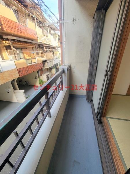 小林西２丁目車庫付きテラス