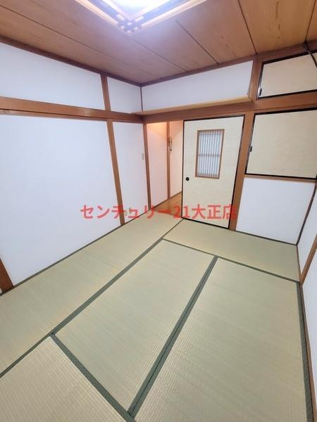 小林西２丁目車庫付きテラス