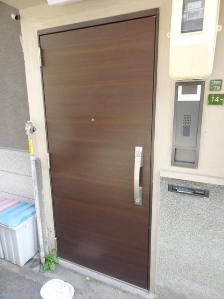 三軒家西１丁目貸家