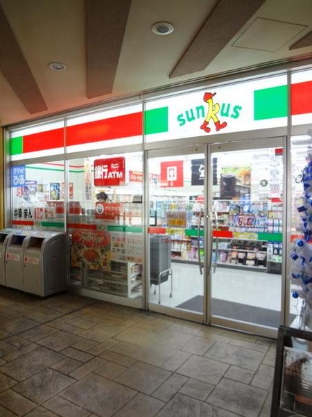 グラン・ボヌール（港区）(サンクス大阪弁天町店)