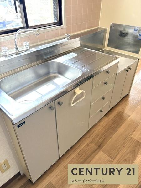 シャトー弁天弐番館