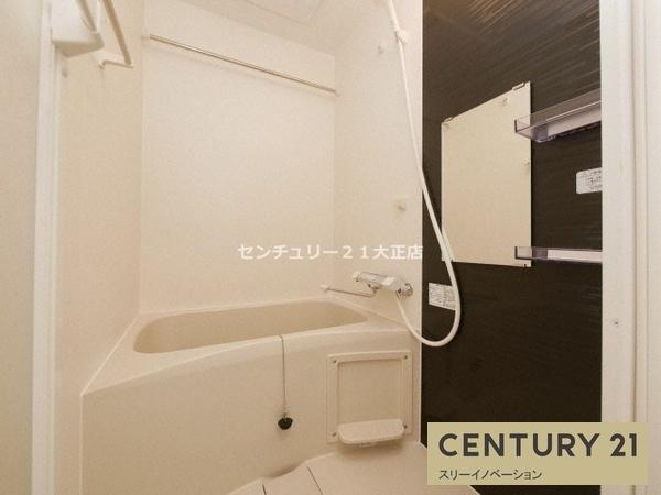 フォーリアライズ弁天町クロス