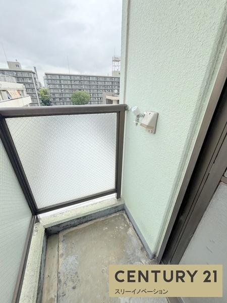 ビバリーヒルズ泉尾