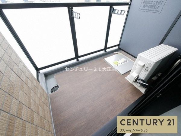 フォーリアライズ弁天町クロス