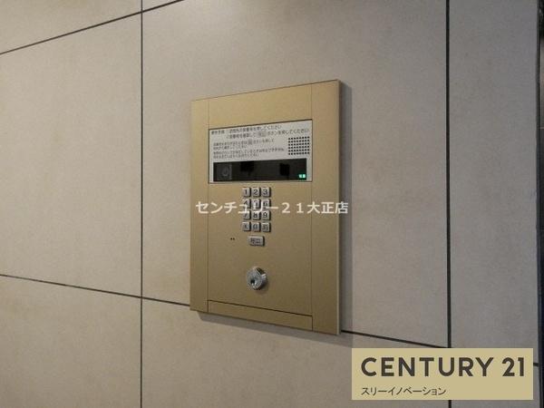 フォーリアライズ弁天町クロス