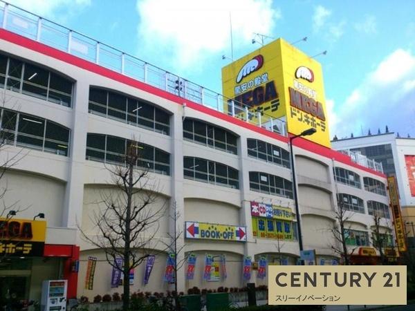 ノーブル3(MEGAドンキ・ホーテ弁天町店)