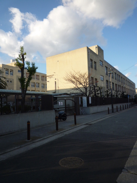 ペティハウス南恩加島(大阪市立大正中央中学校)