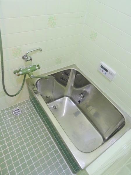 南恩加島２丁目貸家