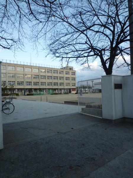 マンション忠岡(大阪市立小林小学校)