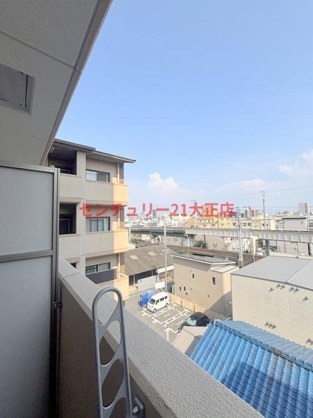 セオリー大阪ベイステージ