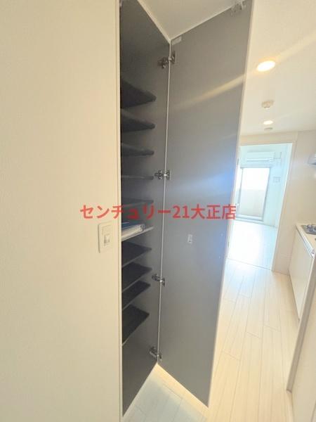 セオリー大阪ベイステージ
